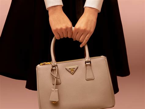 cuanto vale una bolsa prada|Prada bag online store.